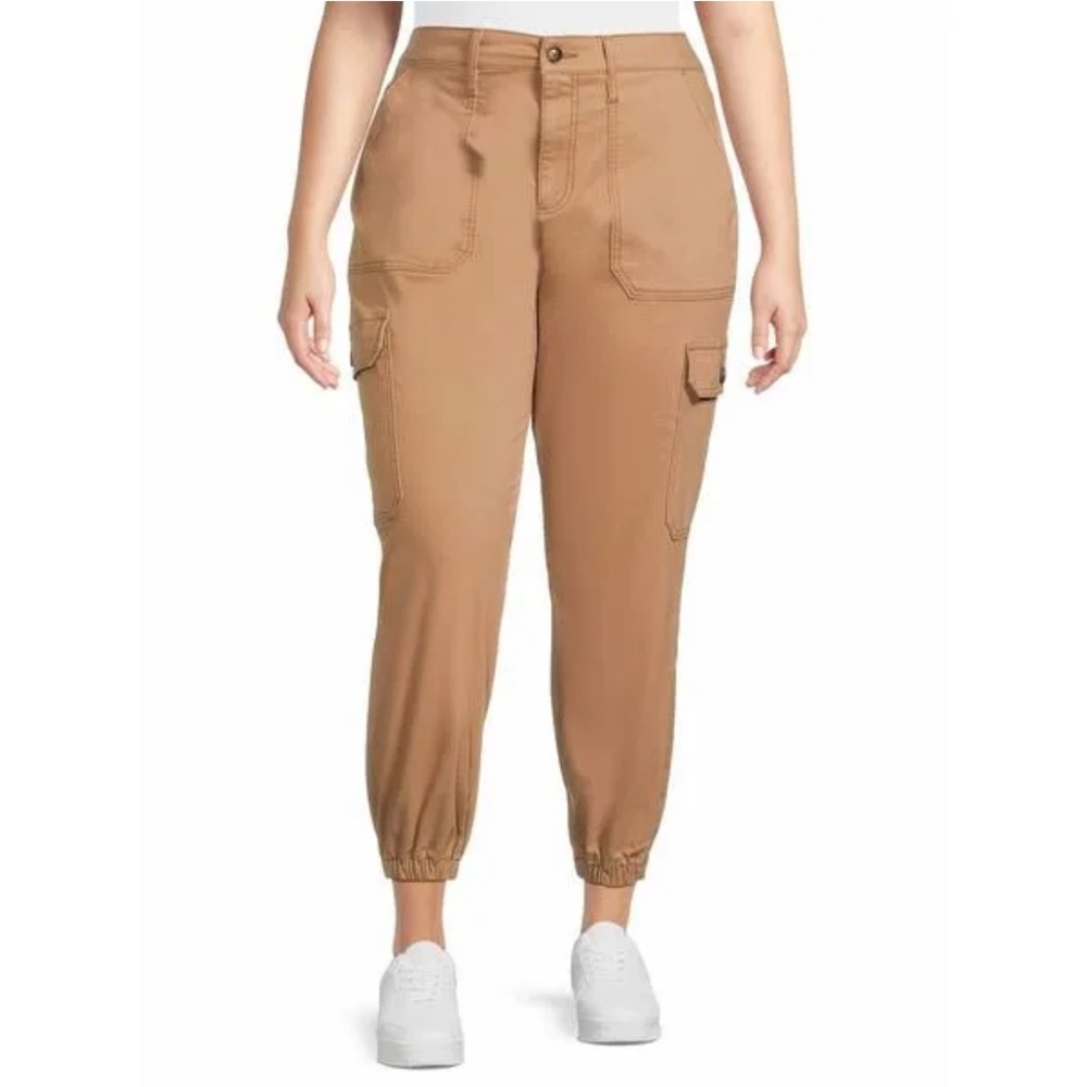 NWT! Plus Size Cargo Jogger 20W
